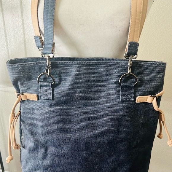 Sherman Tempest Convertible Travel Tote - Picture 15 of 16